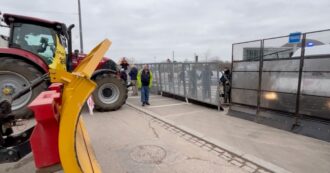 Copertina di Protesta agricoltori, i trattori bloccano l’ingresso dell’Eurocamera a Strasburgo