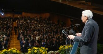 Copertina di L’università di Firenze festeggia i cent’anni con Mattarella. Gli studenti alle istituzioni: “Sul caro-alloggi ancora tanta strada da fare”