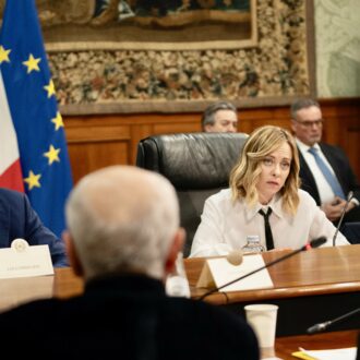 Copertina di Meloni, gli agricoltori e la solita minestra: il Fatto di domani 10 febbraio