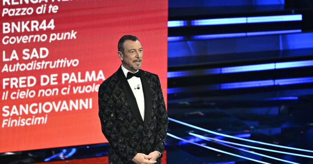 Sanremo 2024, la diretta della finale: Geolier primo nella classifica parziale, Amadeus sbotta per i fischi in teatro – FOTO