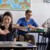 Copertina di Esami di maturità e caldo record, solo il 7% delle scuole ha impianti di climatizzazione: “Il calendario scolastico è pensato per un clima che non esiste più”
