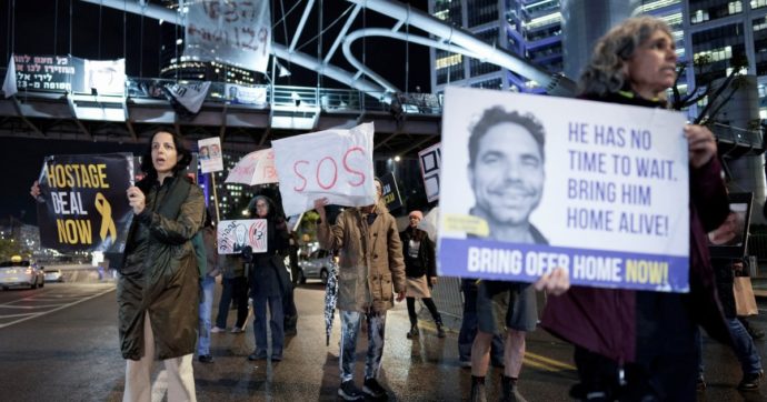 Proteste in tutto il paese: Arresti e scontri