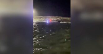 Copertina di Spagna, lancia dei narcos sperona una motovedetta della Guardia Civil: 2 agenti morti