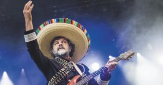 Copertina di Emir Kusturica: “Il cinema di oggi odia le idee. Vende ‘prodotti’ per tutti”