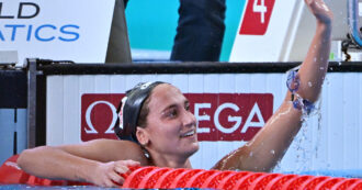 Copertina di Mondiali di nuoto, Simona Quadarella oro nei 1.500 stile libero: è il secondo in carriera