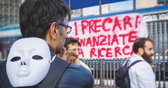 Copertina di Sui contratti più  precariato e meno  rinnovi per legge 