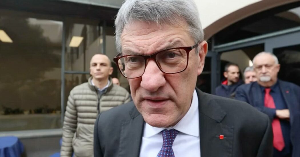 Crollo di Firenze, Landini: “Mille morti sul lavoro ma il governo ha reintrodotto il subappalto. Serve reazione immediata”