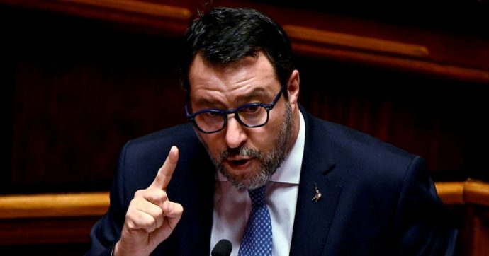 Archiviata l’indagine per abuso d’ufficio sui magistrati denunciati da Gasparri per il caso Open Arms-Salvini