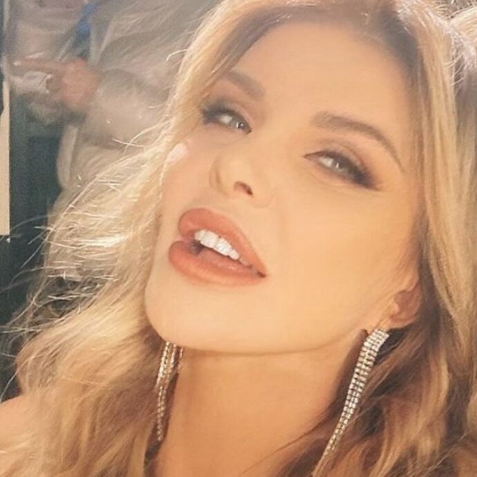Tale e Quale Sanremo, Alba Parietti e Valeria Marini in gara insieme promettono scintille. E tornano i Jalisse