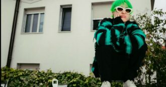 Copertina di Theø dei La Sad: “Partecipare a Sanremo è stato un onore, ma mi sono sentito staccato dalla realtà. Per chi soffre di depressione non è facile”