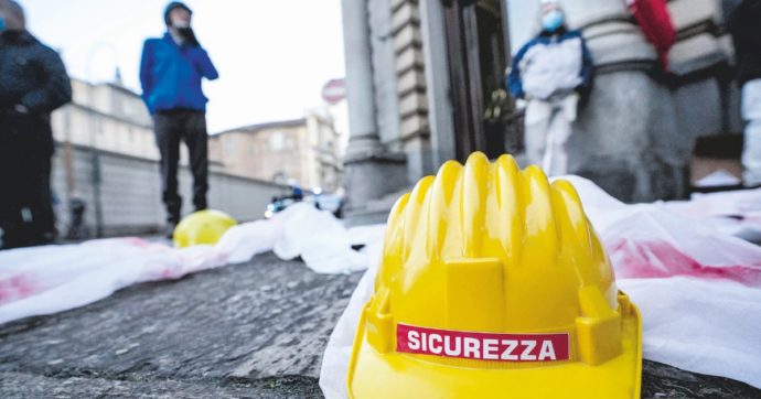 Due morti sul lavoro a Sondrio e Genova. Tre operai gravissimi dopo essere precipitati mentre costruivano una galleria