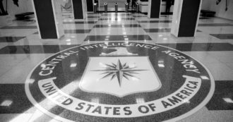 Copertina di Mondo in frantumi eredità della Cia