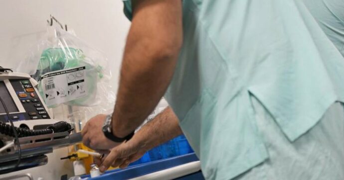“Lauree in infermieristica ottenute in Romania senza aver seguito i corsi, indagine anche su 11 cittadini italiani”