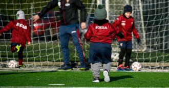 Copertina di La Juve non partecipa ai tornei per bambini in cui c’è il Torino. Il dirigente di un club affiliato: “Inconcepibile, è un attacco all’inclusione”