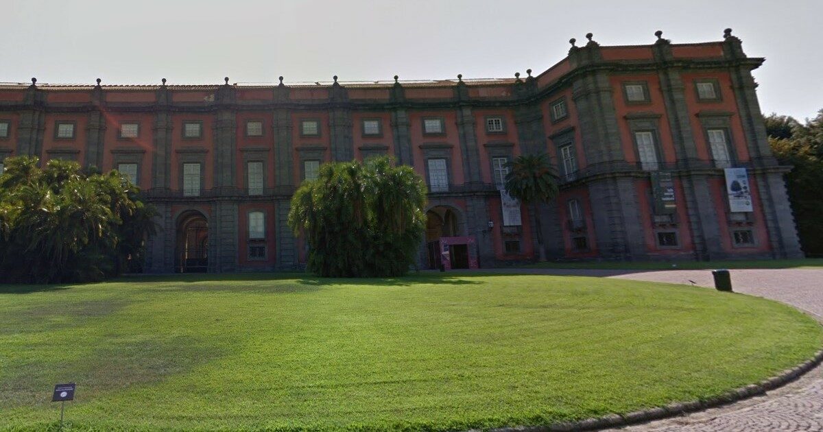 Fondi trasferiti dagli Uffizi a Capodimonte, il ministero: “Deciso prima della nomina di Schmidt. Casi analoghi già con Franceschini”
