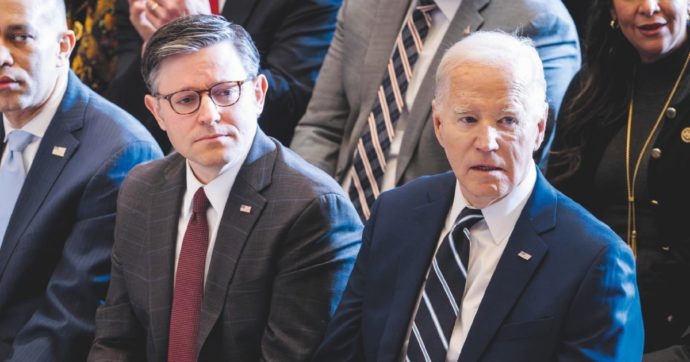 Zelensky parla a Fox: “Altra controffensiva”. E Biden cerca fondi