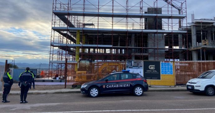 Olbia, morto un operaio caduto da un ponteggio