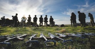 Copertina di Armi: Kiev senza proiettili. Usa e Ue: “Più produzione”