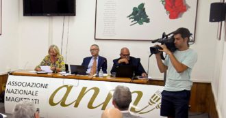 Copertina di Giudici, concorso solo per avvocati. Anm: “Sciopero”