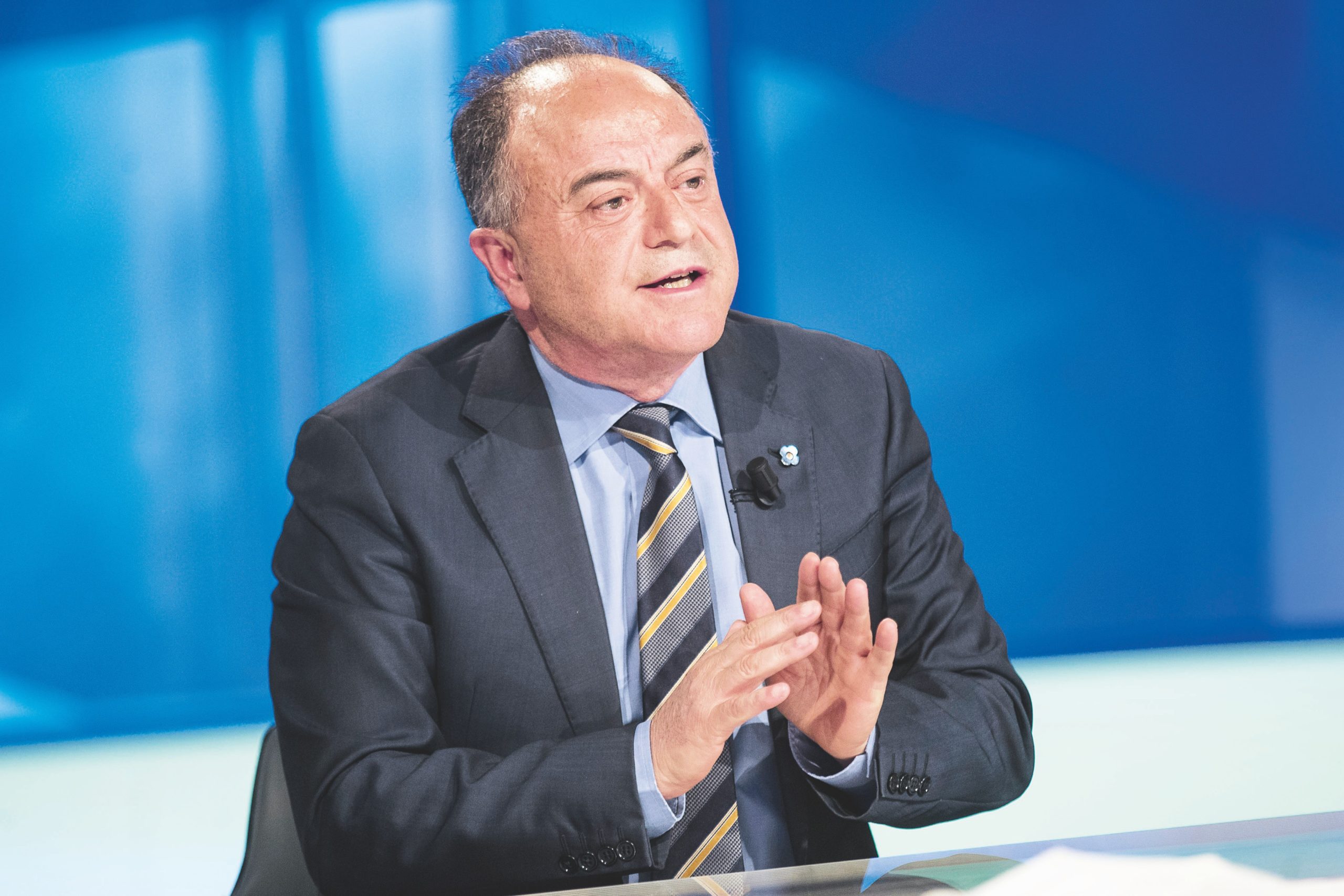 gratteri e la lotta alle mafie quando la politica ignora i migliori si produce isolamento da Ilfattoquotidiano.it gratteri e la lotta alle mafie quando la politica ignora i migliori si produce isolamento