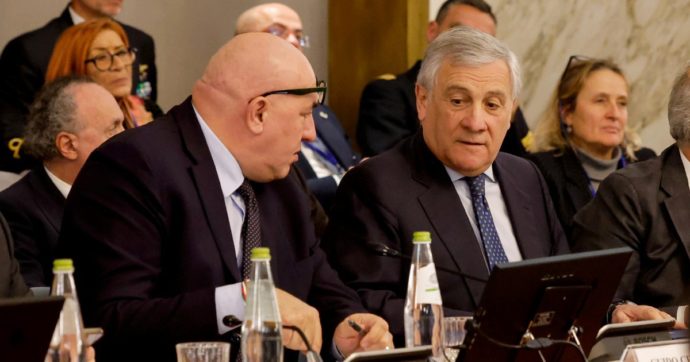 Truppe in Ucraina, il governo italiano si sfila: “Ma in Ue il tema esiste”