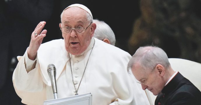 Copertina di Papa Francesco torna a criticare il gender. “È il pericolo più brutto dei nostri tempi”