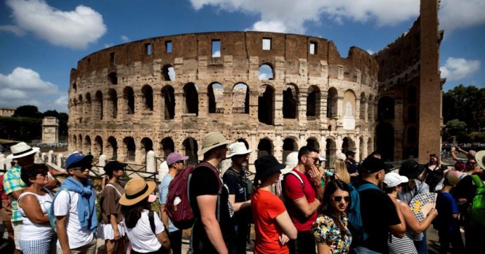 Bagarinaggio al Colosseo, autorizzata la sub-rivendita