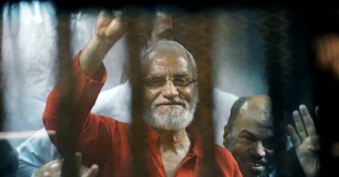 Otto leader dei Fratelli Musulmani condannati a morte per omicidi e violenze del 2013