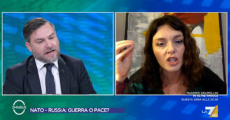 Copertina di Ucraina, scontro Mikhelidze-Ricciardi a La7. “Negoziato? Sua posizione è populista”. “Le chiedo rispetto per la maggioranza degli italiani”
