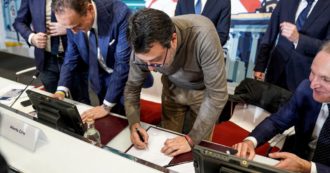 Copertina di Passerella a Torino. Regalo di governo ai Comuni del Tav