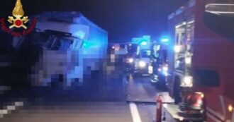 Copertina di Scontro tra tre tir sulla A1 a Calenzano: morto uno degli autisti, aveva 64 anni