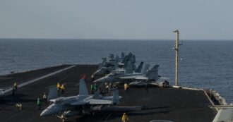 Mar Rosso, missile Houthi colpisce la portacontainer Msc. Danni ai cavi: “Stop al 25% del traffico internet”