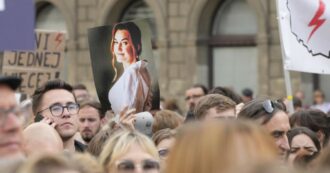 Copertina di Aborto, non lasciamo che il potere si nutra della nostra paura