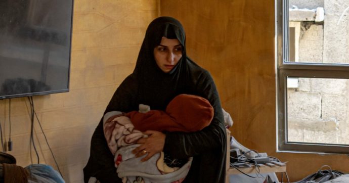 Copertina di Femminismo?  Oggi noi donne di Gaza costrette a lottare per la vita