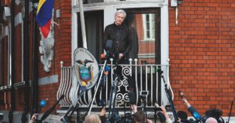 Copertina di La “fuga” di Vault 7: Trump&C. decisero di eliminare Assange