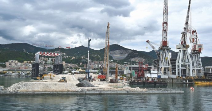 Copertina di Porto di Genova, ora Bucci rinuncia al cemento a Pra’
