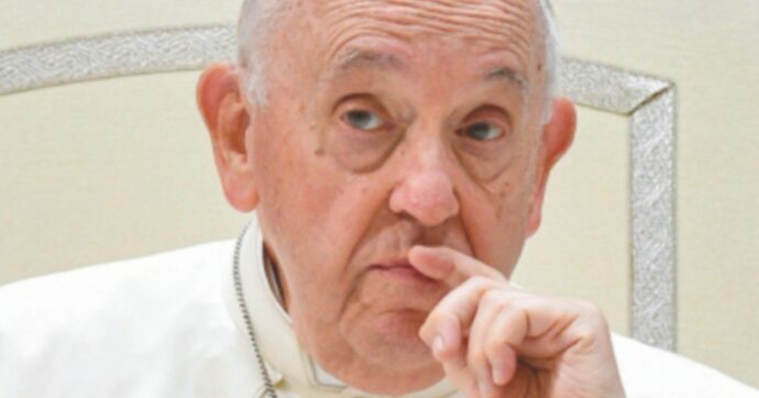 Copertina di Francesco rimuove un vescovo che ha coperto gli abusi
