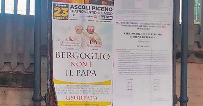 Copertina di “Bergoglio non è  il Papa”: Teramo invasa    dai manifesti di un ex candidato sindaco