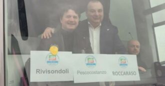 Copertina di Elezioni Abruzzo, il caso del bus di Forza Italia partito da Napoli: “Li portiamo a votare”