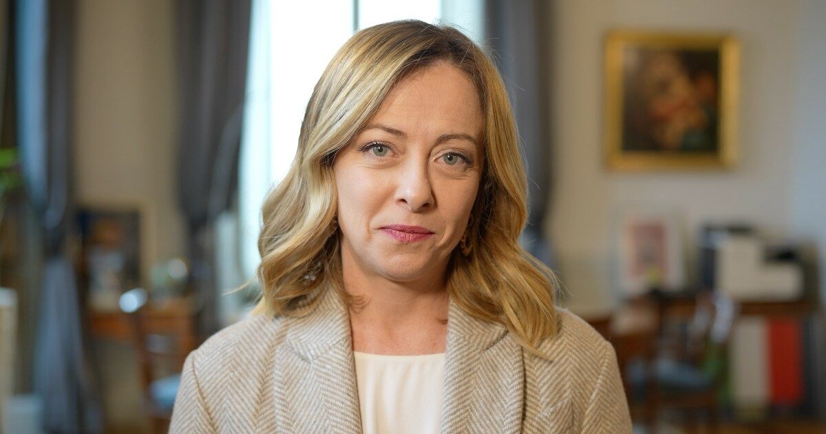 Povertà, il governo prova a giustificarsi dopo i dati Istat: “È aumentata poco e soprattutto tra gli stranieri”. Silenzio sui lavoratori indigenti