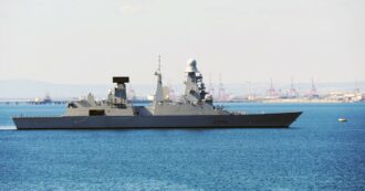 Copertina di Mar Rosso, la nave Duilio ha abbattuto due droni aerei. Houthi: “Italia si è schierata con i nostri nemici”
