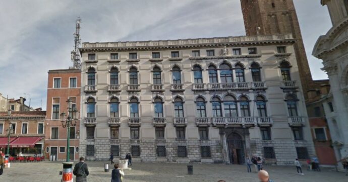 La Rai vuole disfarsi di Palazzo Labia, sede di Venezia. I giornalisti: “Dismettono i gioielli di famiglia”. Zaia: “È come vendere il Colosseo”