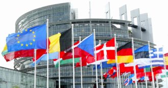 Copertina di Stop vendita auto termiche 2035, Partito popolare europeo pronto a rivedere il divieto