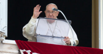 Copertina di L’autobiografia di Bergoglio: “Rinuncia all’incarico solo con grave impedimento fisico. L’aborto è un omicidio, killer chi lo pratica”