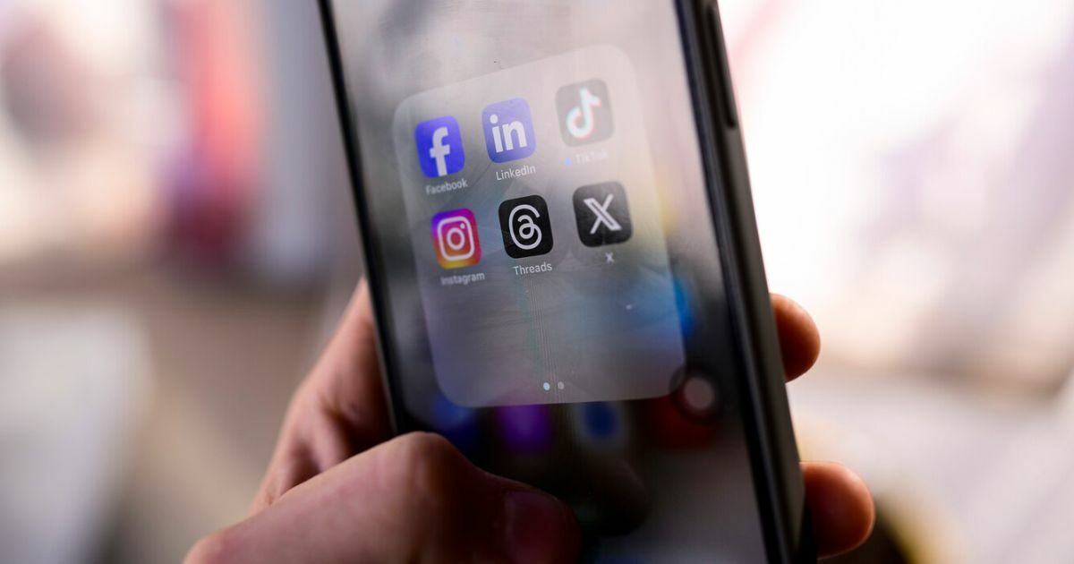 “Papà, ho perso il telefono, questo è un nuovo numero”. È una truffa WhatsApp, la denuncia di Marcello Cirillo