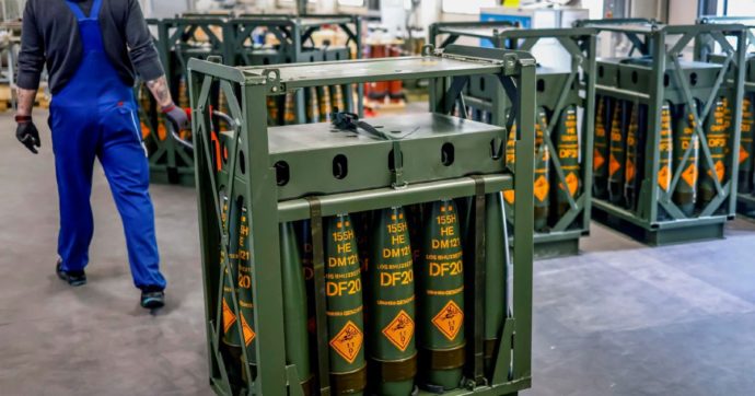 Munizioni Ue, 500 milioni per produrne 2 milioni l’anno