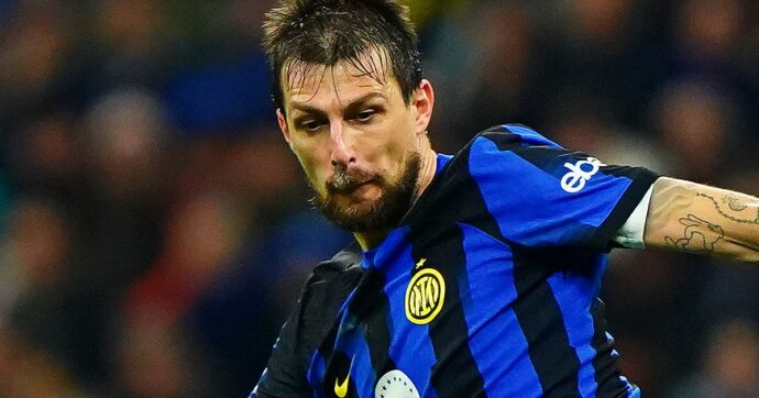 Caso Acerbi, o Juan Jesus è un bugiardo o è razzismo: la toppa del “fraintendimento” è molto peggio del buco | il commento