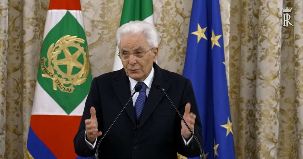 Il monito di Mattarella: “Servono interventi urgenti per i suicidi in carcere, l’assistenza sanitaria negli istituti è indispensabile”