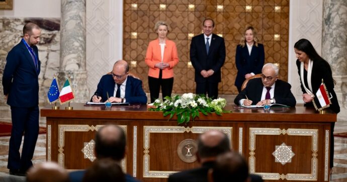 Accordo Ue-Egitto, un patto che conviene a chi l’ha firmato ma che non ferma i migranti