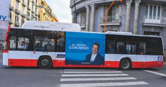 Renzi, il faccione ovunque ma non sa se è candidato